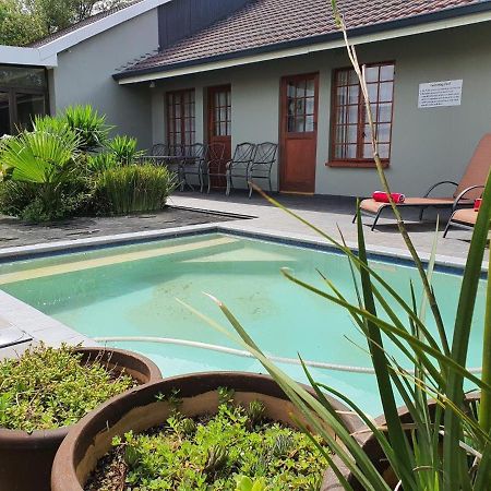 Morulana Guest House Kempton Park Eksteriør billede