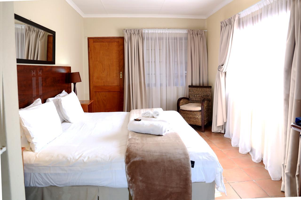 Morulana Guest House Kempton Park Eksteriør billede