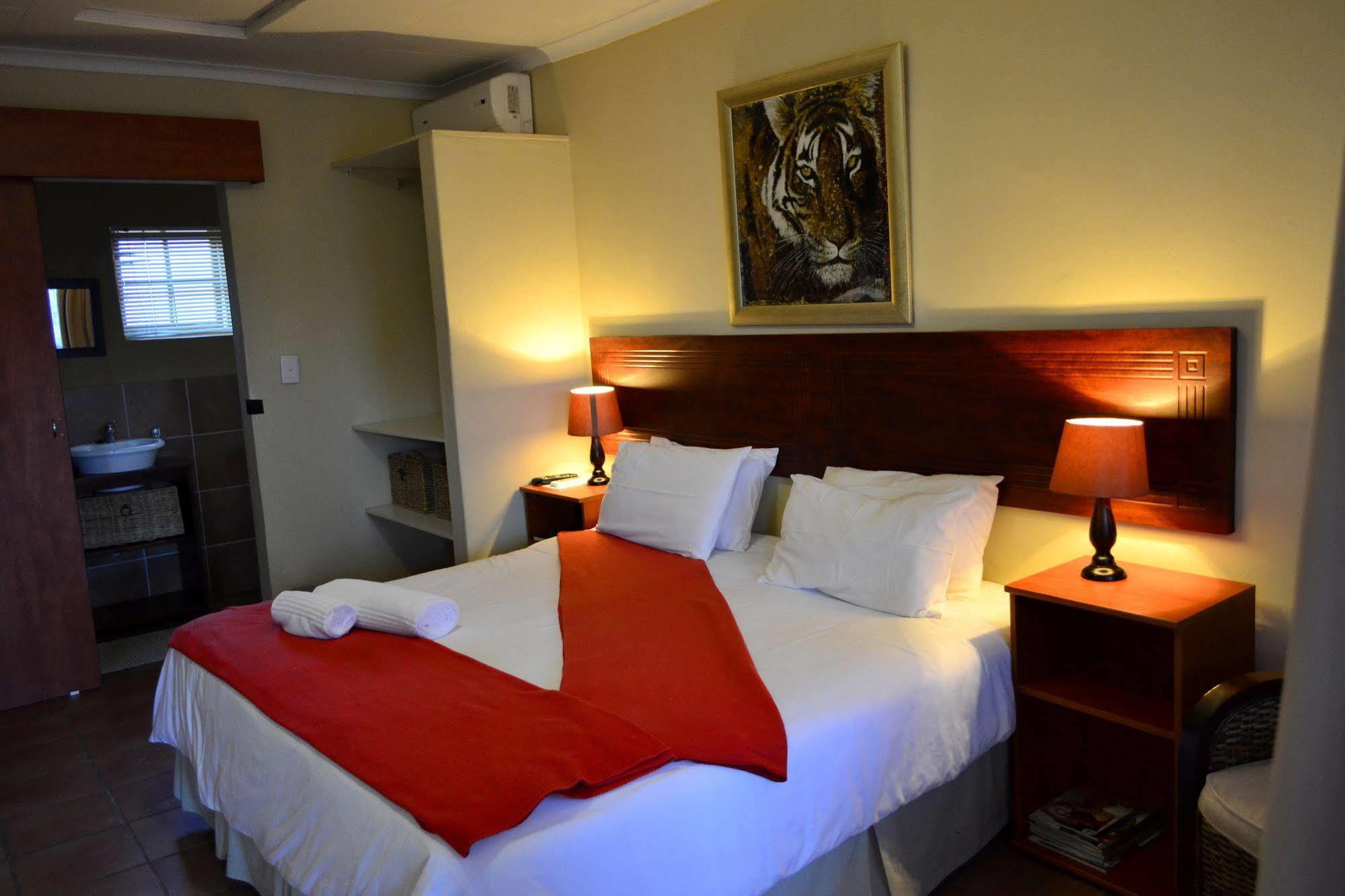 Morulana Guest House Kempton Park Eksteriør billede