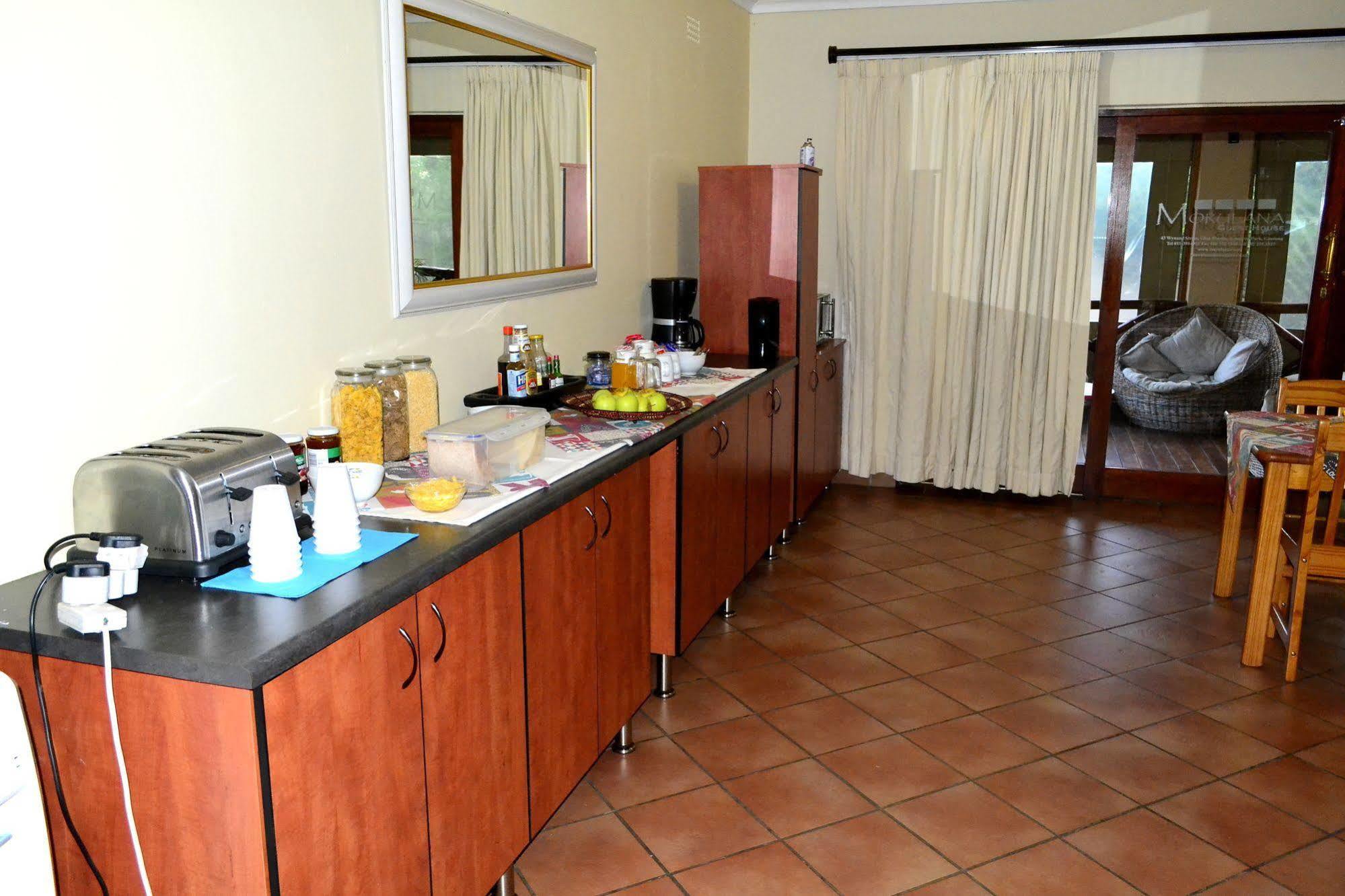 Morulana Guest House Kempton Park Eksteriør billede
